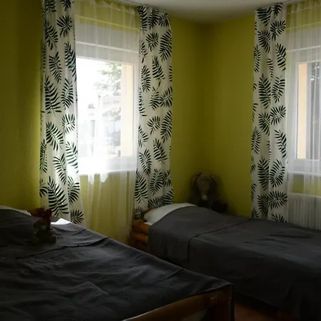 Bonnpoint アパート